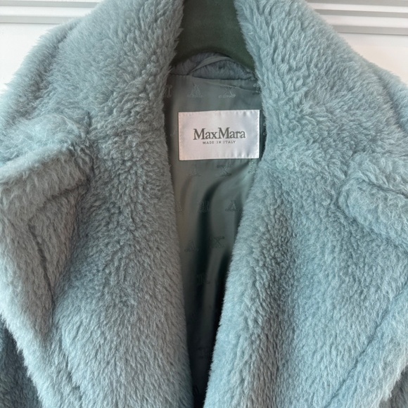 Max Mara Sleeveless Teddy Bear 🧸 Coat - Picture 2 of 3